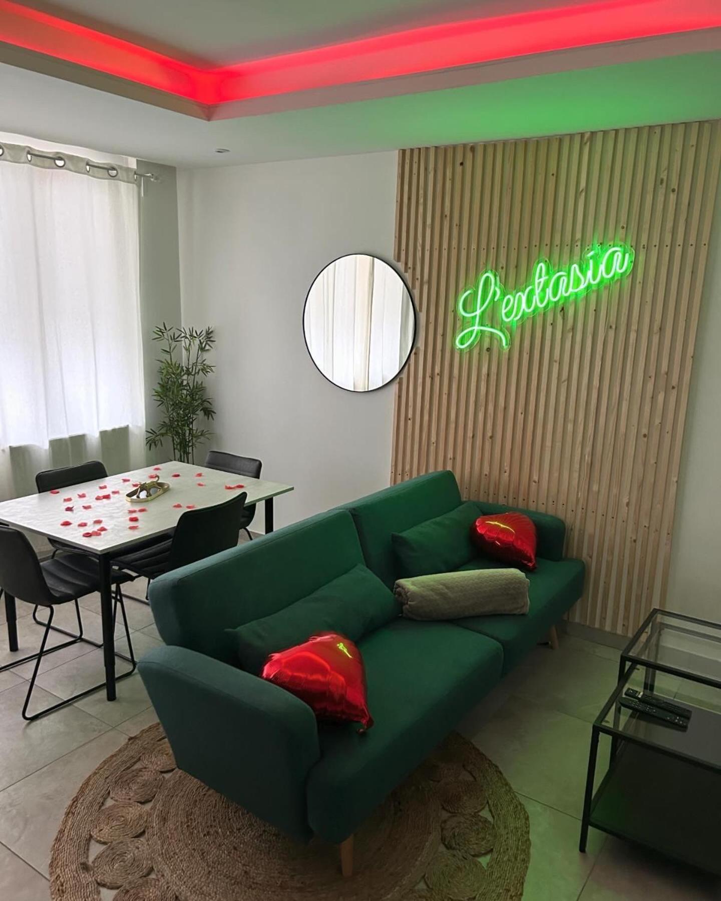 L'Extasia Appartement,Spa Jacuzzi Grenoble Luaran gambar